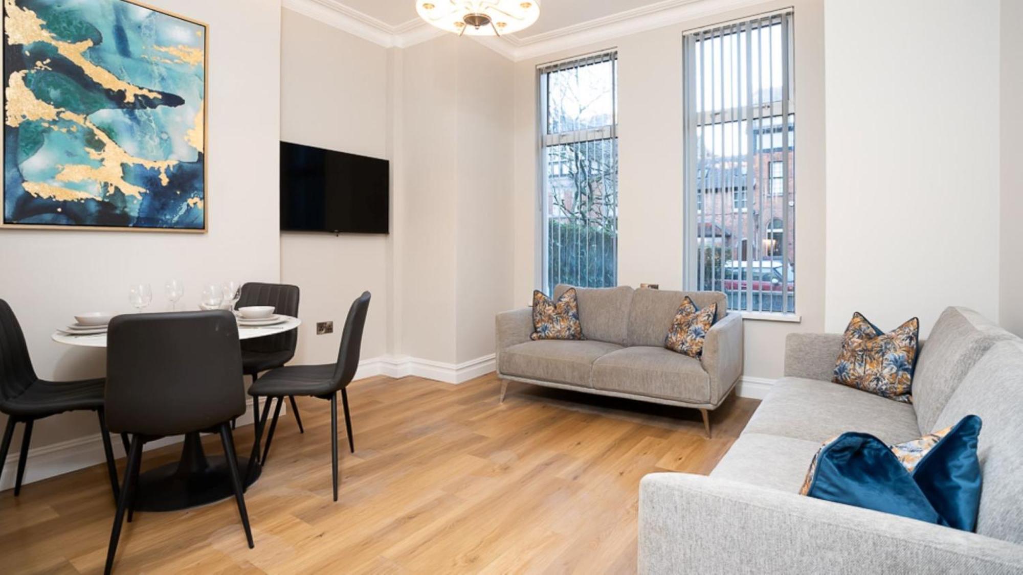 Modern 2 Bdr Apartment At Queens By Belfast City Breaks Exterior photo