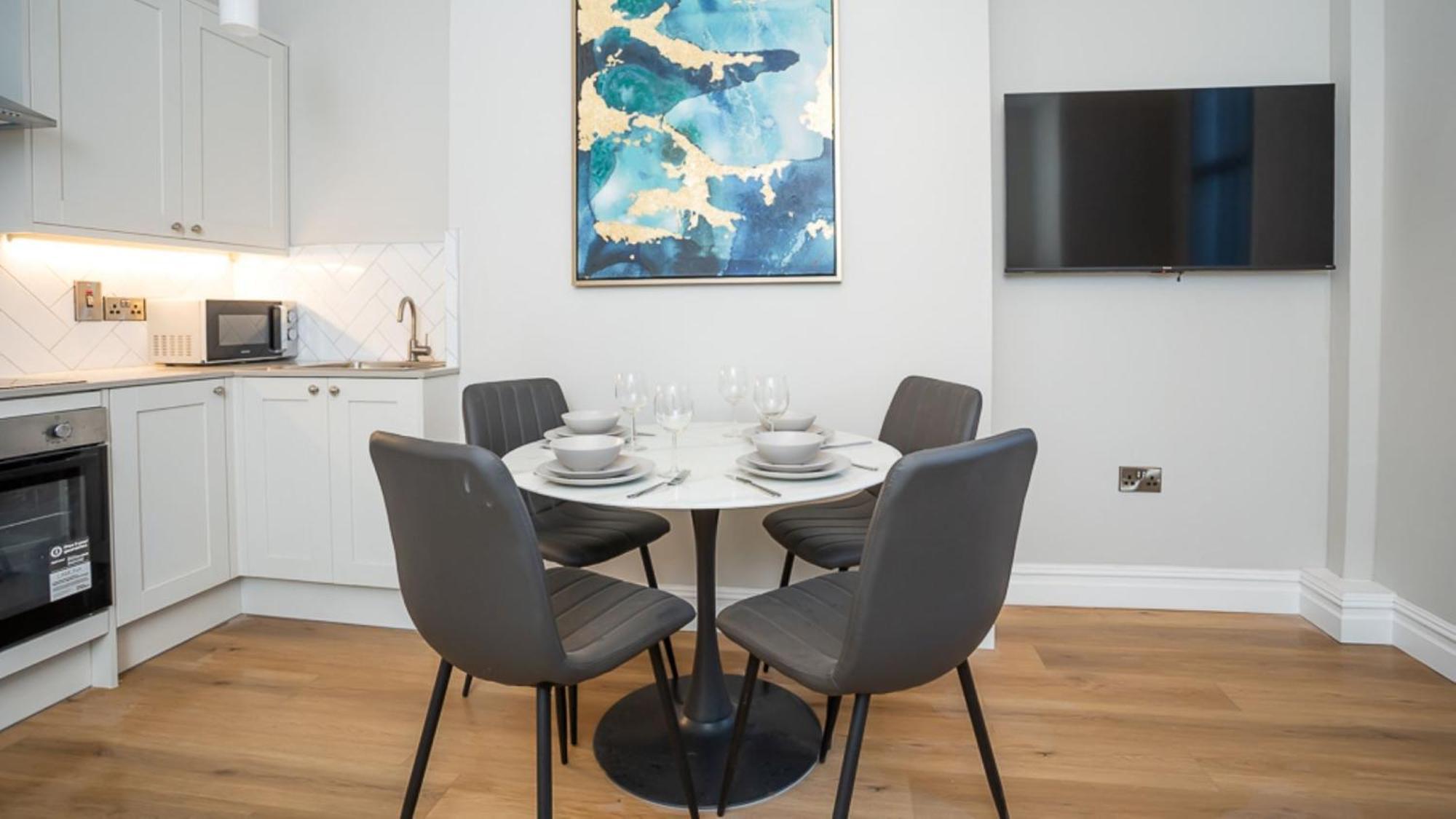 Modern 2 Bdr Apartment At Queens By Belfast City Breaks Exterior photo
